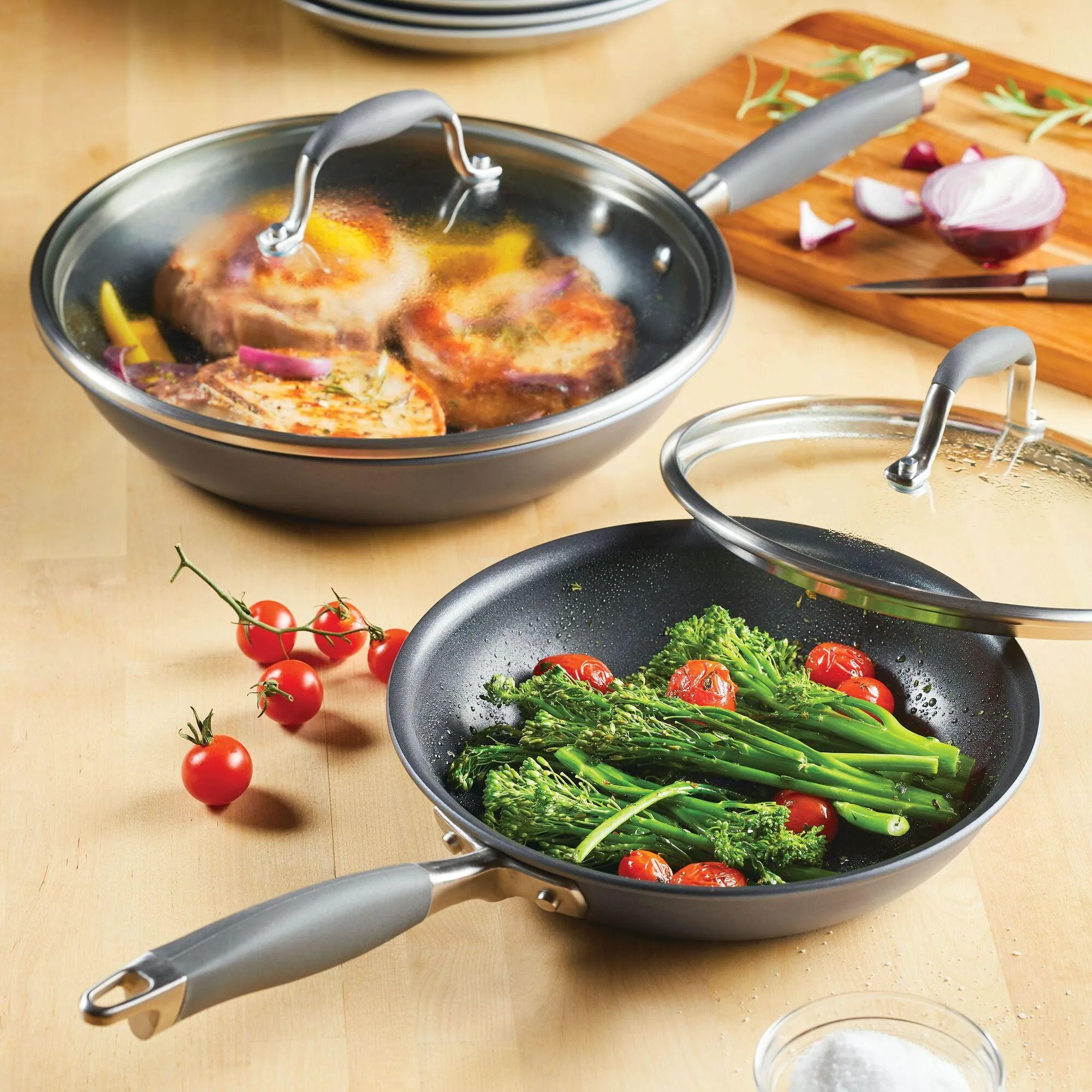 4-piece Skillet and Lid Set