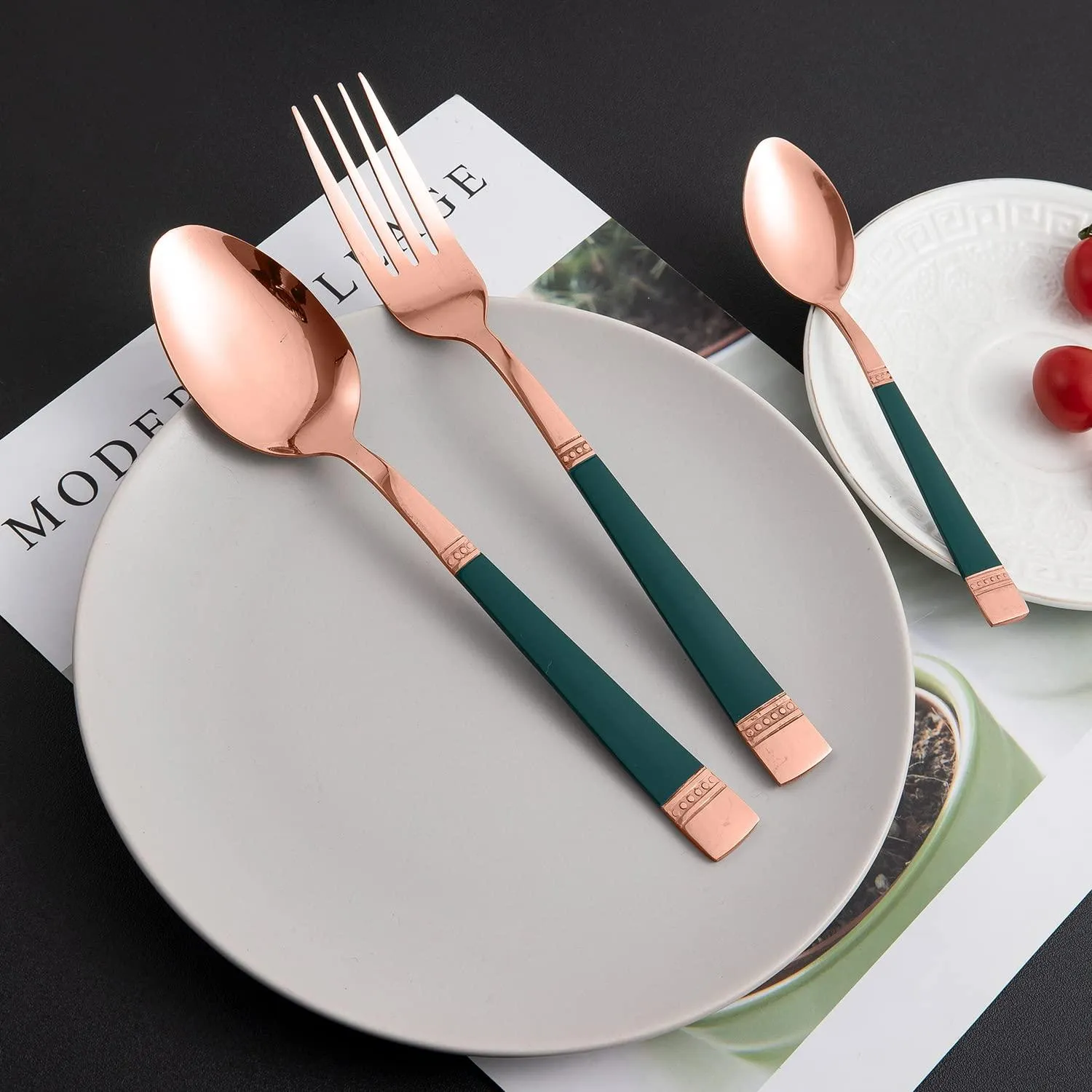 HOKIPO Cutlery Set of 18 / 24 Pcs Stainless Steel Flatware Set, Mirror Finish - Rose Gold